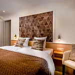 Aparthotel Ons 4*